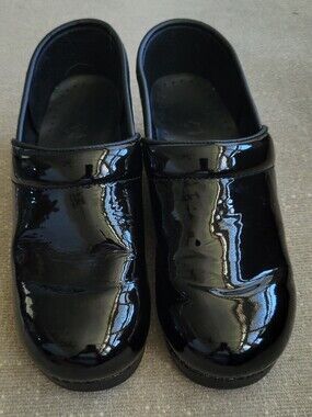 Dansko Black Patent Leather Shiny Non Slip Clog